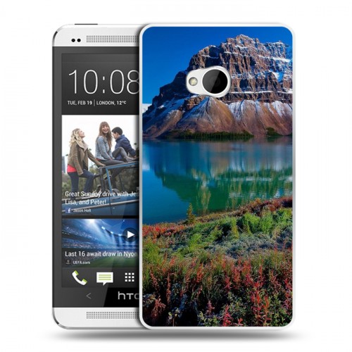 Дизайнерский пластиковый чехол для HTC One (M7) Dual SIM Горы
