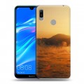 Дизайнерский пластиковый чехол для Huawei Y6 (2019) восход