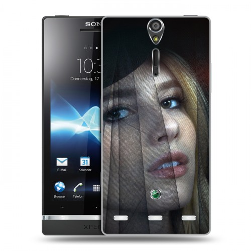 Дизайнерский пластиковый чехол для Sony Xperia S Эмма Робертс