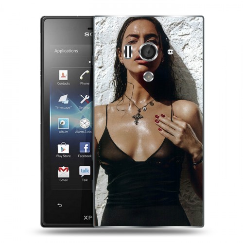 Дизайнерский пластиковый чехол для Sony Xperia acro S Ирина Шейк