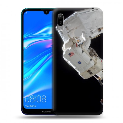 Дизайнерский пластиковый чехол для Huawei Y6 (2019) Космонавт