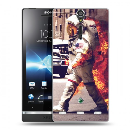 Дизайнерский пластиковый чехол для Sony Xperia S Космонавт