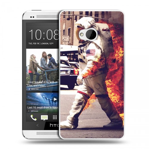 Дизайнерский пластиковый чехол для HTC One (M7) Dual SIM Космонавт