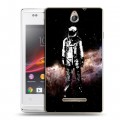 Дизайнерский пластиковый чехол для Sony Xperia E Космонавт