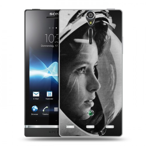 Дизайнерский пластиковый чехол для Sony Xperia S Космонавт