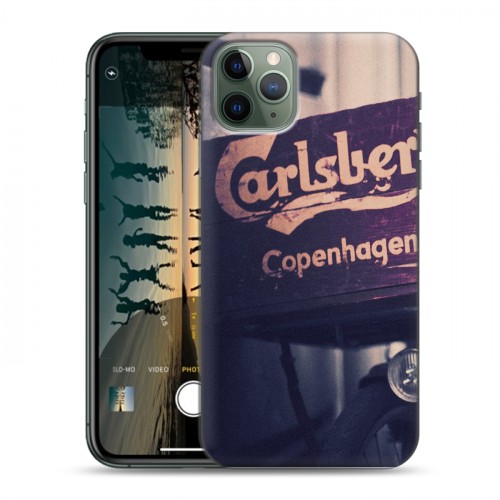 Дизайнерский пластиковый чехол для Iphone 11 Pro Carlsberg