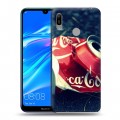 Дизайнерский пластиковый чехол для Huawei Y6 (2019) Coca-cola