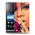 Дизайнерский пластиковый чехол для Sony Xperia S Риана